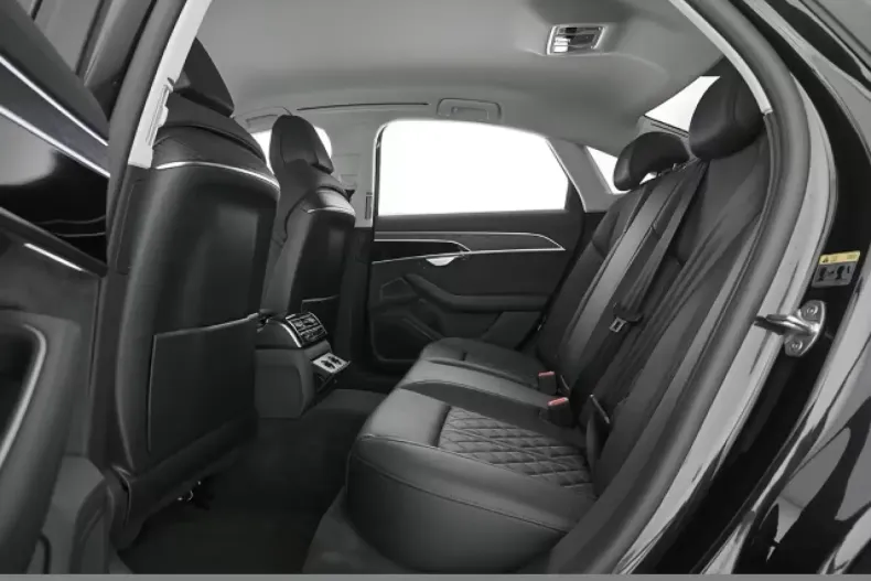 Audi A8 din 2023 cu 20.530 km - oferta AUD134761 - foto 8