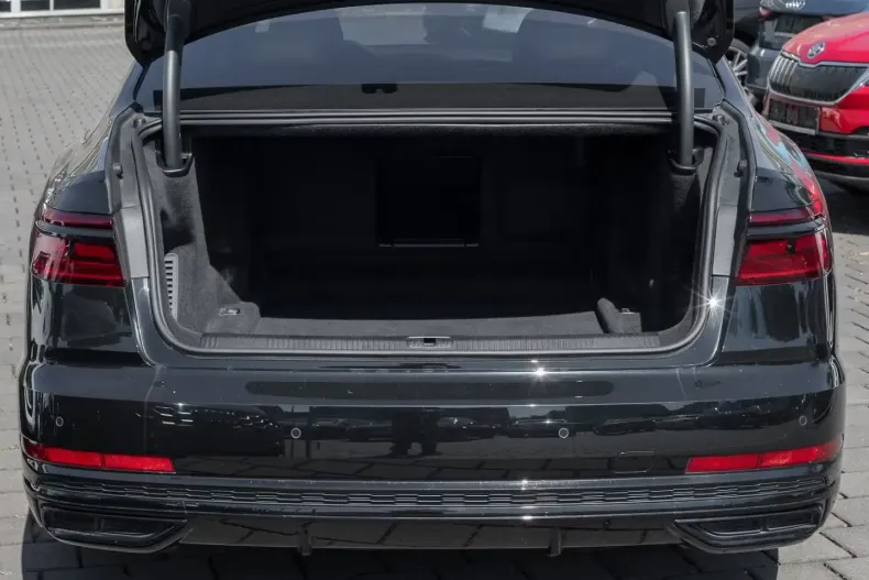 Audi A8 din 2022 cu 37.509 km - oferta AUD134764 - foto 3