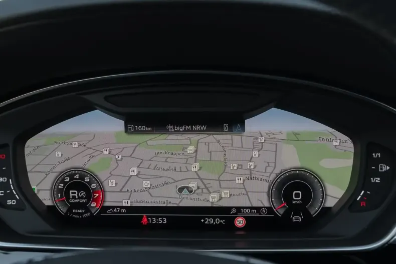 Audi A8 din 2022 cu 37.509 km - oferta AUD134764 - foto 11