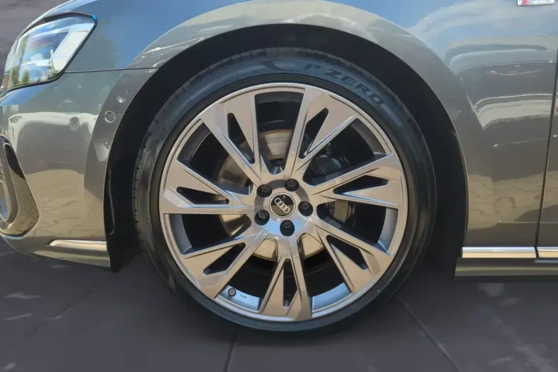 Audi A8 din 2022 cu 85.593 km - oferta AUD134766 - foto 3