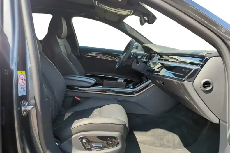 Audi A8 din 2022 cu 85.593 km - oferta AUD134766 - foto 6