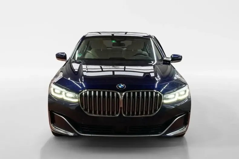 BMW 750 din 2020 cu 71.400 km - oferta BMW134768 - foto 2