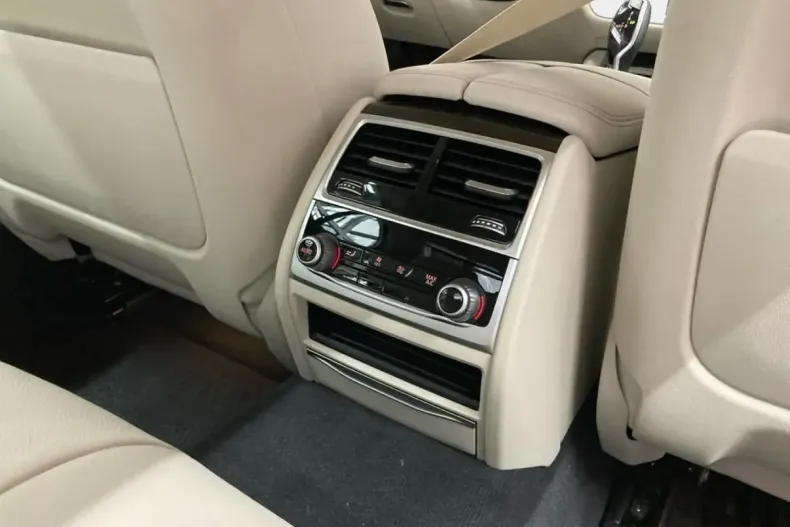 BMW 750 din 2020 cu 71.400 km - oferta BMW134768 - foto 13