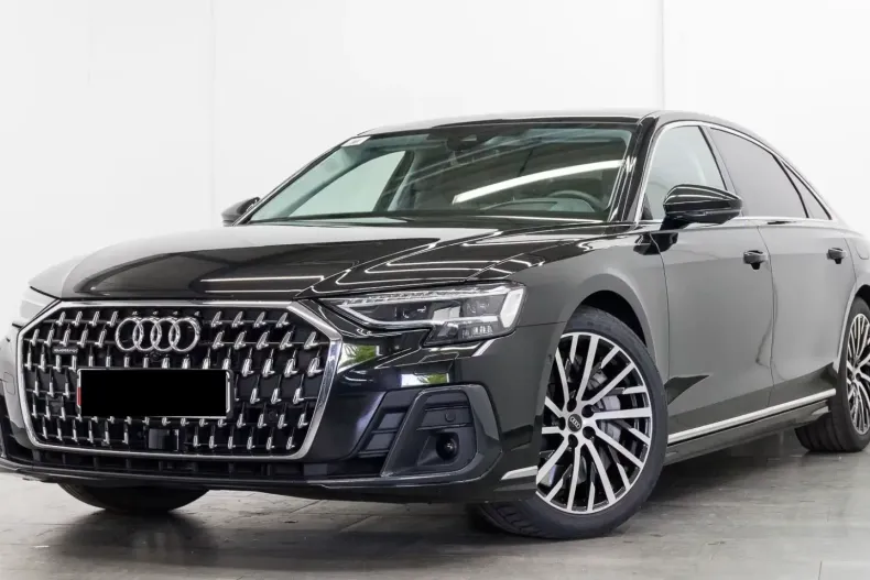 Audi A8 din 2023 cu 72.810 km - oferta AUD134769 - foto 1
