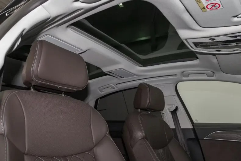 Audi A8 din 2023 cu 72.810 km - oferta AUD134769 - foto 9