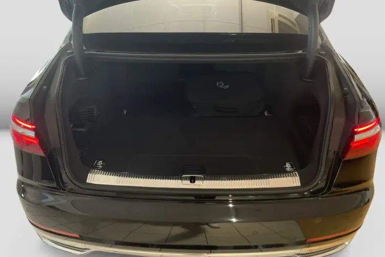 Audi A8 din 2021 cu 40.653 km - oferta AUD134773 - foto 3