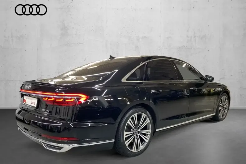 Audi A8 din 2022 cu 60.421 km - oferta AUD134774 - foto 2