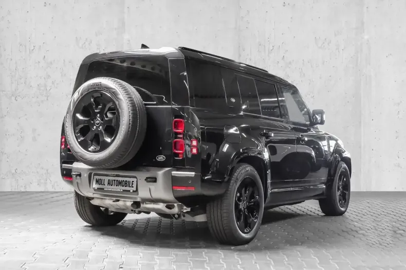 Land Rover Defender din 2023 cu 26.040 km - oferta LAN134775 - foto 3