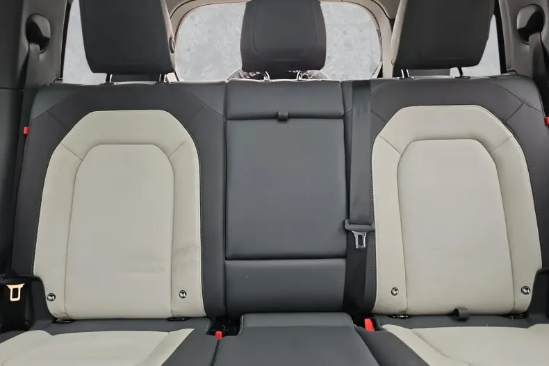 Land Rover Defender din 2023 cu 38.600 km - oferta LAN134784 - foto 10