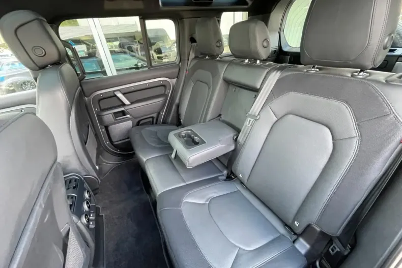 Land Rover Defender din 2023 cu 78.000 km - oferta LAN134786 - foto 14