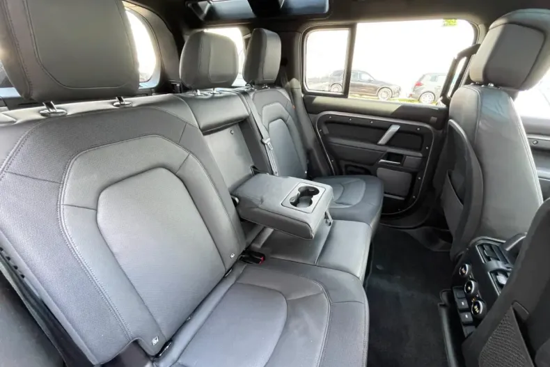 Land Rover Defender din 2023 cu 78.000 km - oferta LAN134786 - foto 15