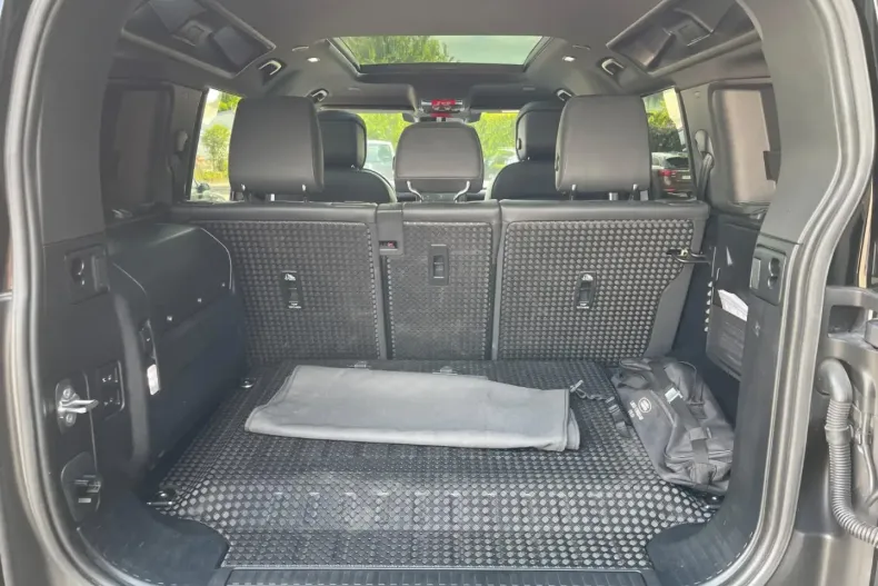 Land Rover Defender din 2023 cu 78.000 km - oferta LAN134786 - foto 18