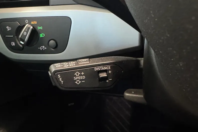 Audi A4 din 2023 cu 65.000 km - oferta AUD134800 - foto 9