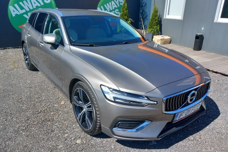 Volvo V60 din 2021 cu 60.908 km - oferta VOL134802 - foto 2