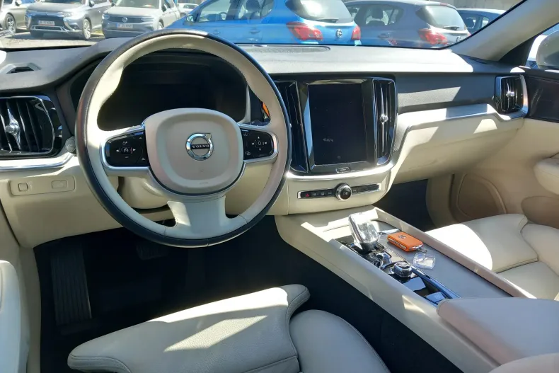 Volvo V60 din 2021 cu 60.908 km - oferta VOL134802 - foto 5