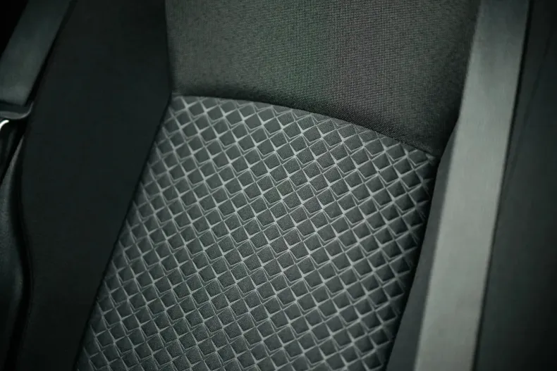 Toyota C-HR din 2019 cu 50.727 km - oferta TOY134815 - foto 35