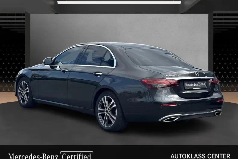 Mercedes-Benz E din 2020 cu 93.945 km - oferta MER134818 - foto 3