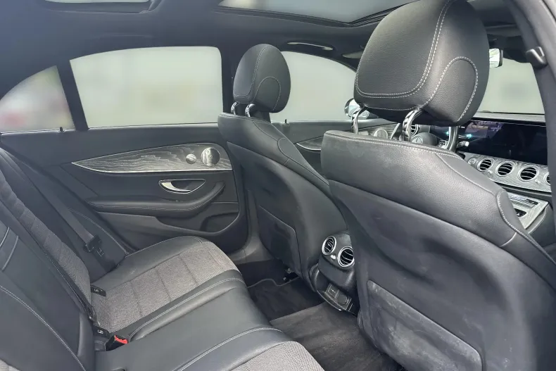 Mercedes-Benz E din 2020 cu 93.945 km - oferta MER134818 - foto 14