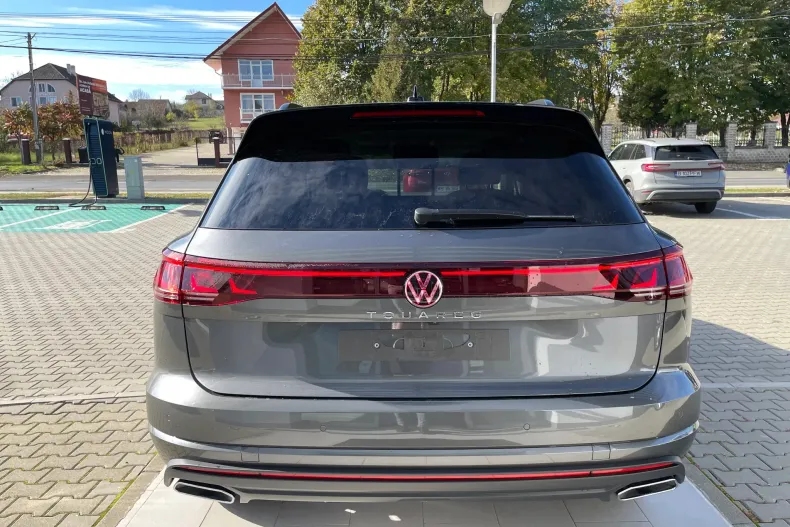Volkswagen Touareg din 2025 cu 1 km - oferta VOL134828 - foto 5