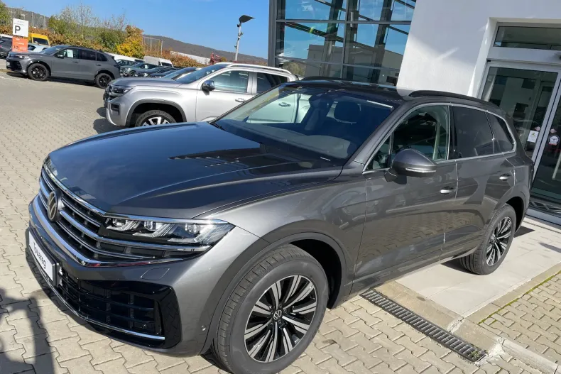 Volkswagen Touareg din 2025 cu 1 km - oferta VOL134828 - foto 8