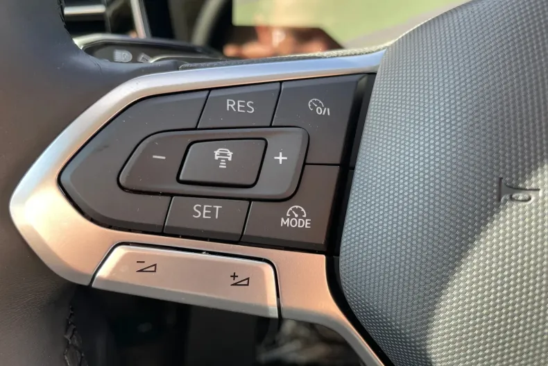 Volkswagen Touareg din 2025 cu 1 km - oferta VOL134828 - foto 22