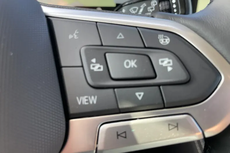 Volkswagen Touareg din 2025 cu 1 km - oferta VOL134828 - foto 23