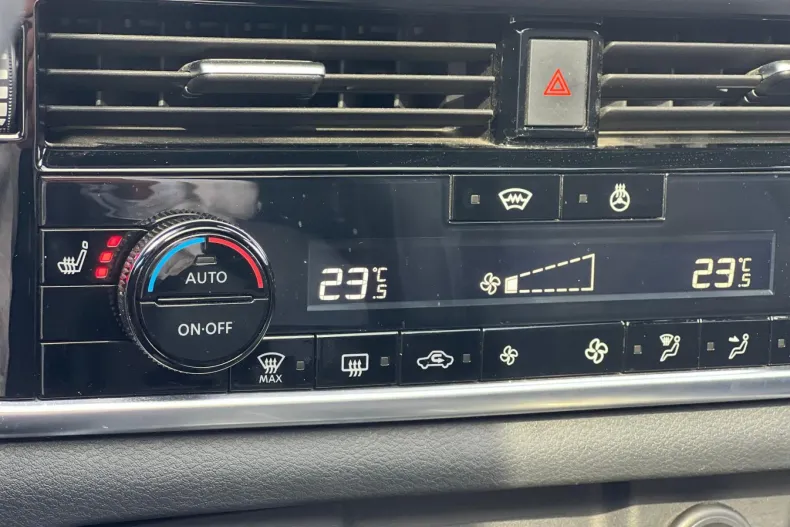 Nissan Qashqai din 2022 cu 62.000 km - oferta NIS134847 - foto 26