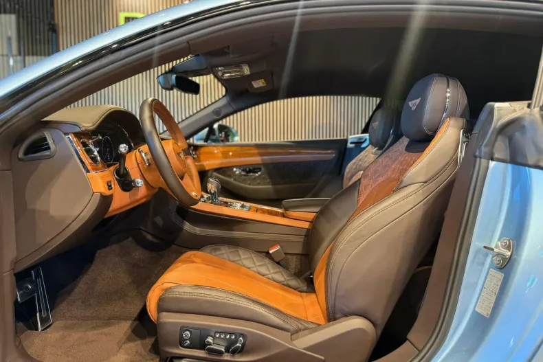 Bentley Continental din 2020 cu 23.124 km - oferta BEN134851 - foto 35