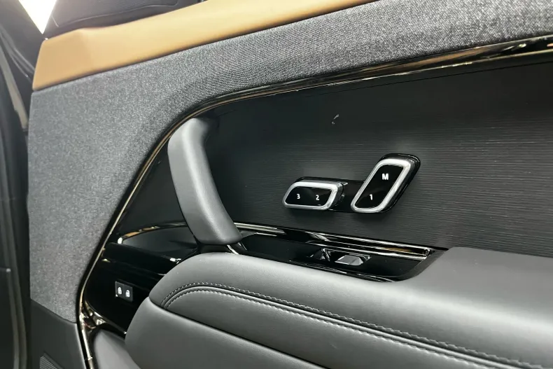 Land Rover Range Rover Sport din 2024 cu 16.500 km - oferta LAN134860 - foto 36