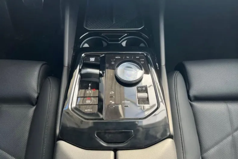 BMW Seria 5 din 2024 cu 22.800 km - oferta BMW134863 - foto 13