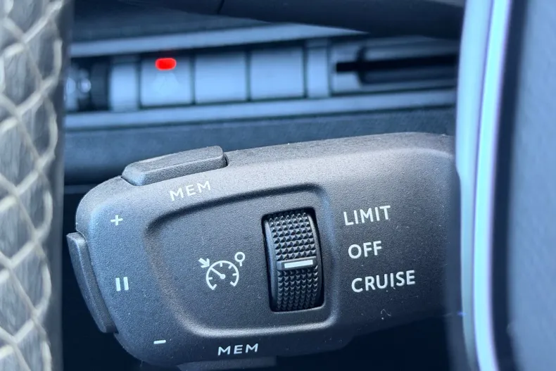 Peugeot 3008 din 2021 cu 95.000 km - oferta PEU134868 - foto 30