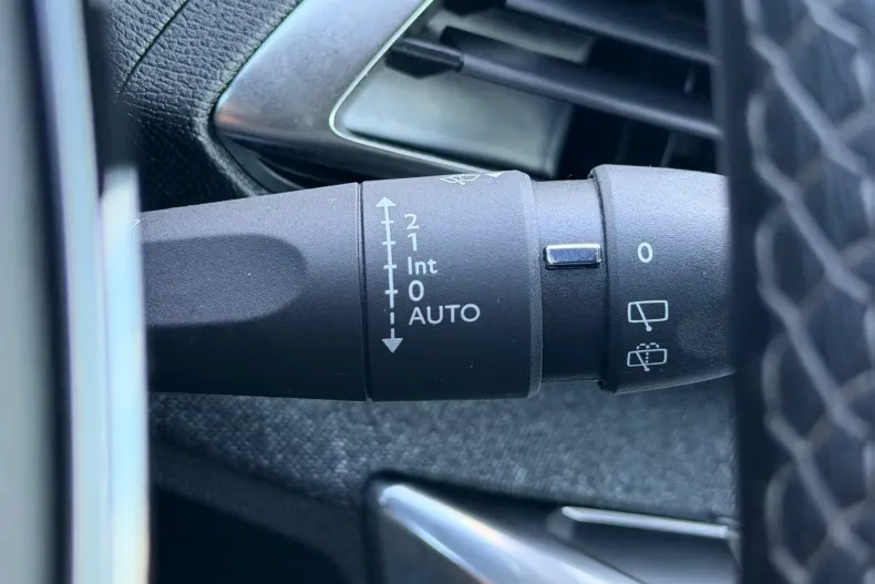 Peugeot 3008 din 2021 cu 95.000 km - oferta PEU134868 - foto 31