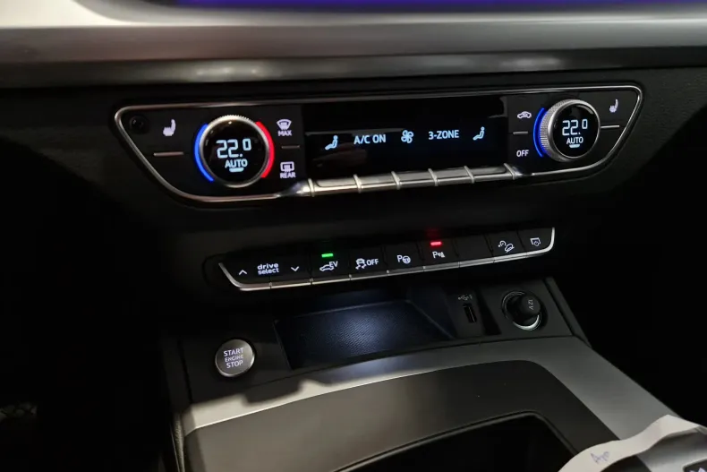 Audi Q5 din 2024 cu 5.371 km - oferta AUD134902 - foto 26