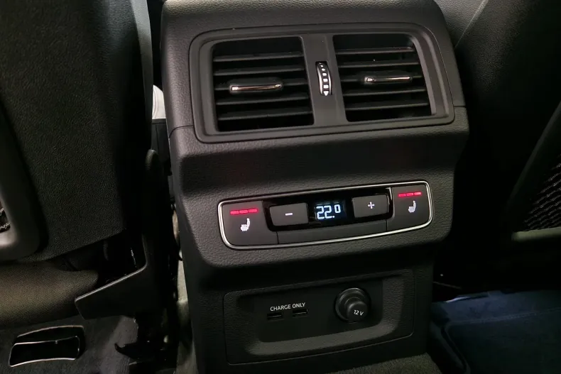 Audi Q5 din 2024 cu 5.371 km - oferta AUD134902 - foto 28