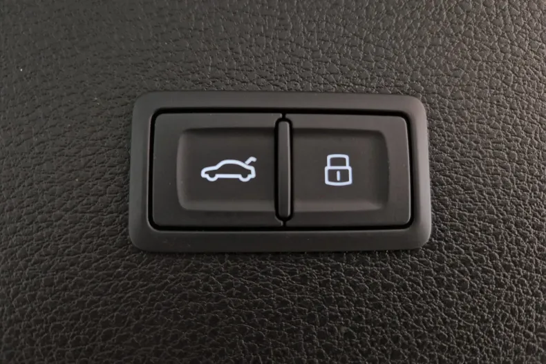 Audi Q5 din 2024 cu 5.371 km - oferta AUD134902 - foto 29