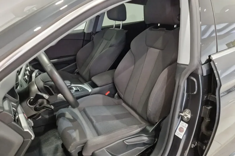 Audi A5 din 2021 cu 98.451 km - oferta AUD134903 - foto 11