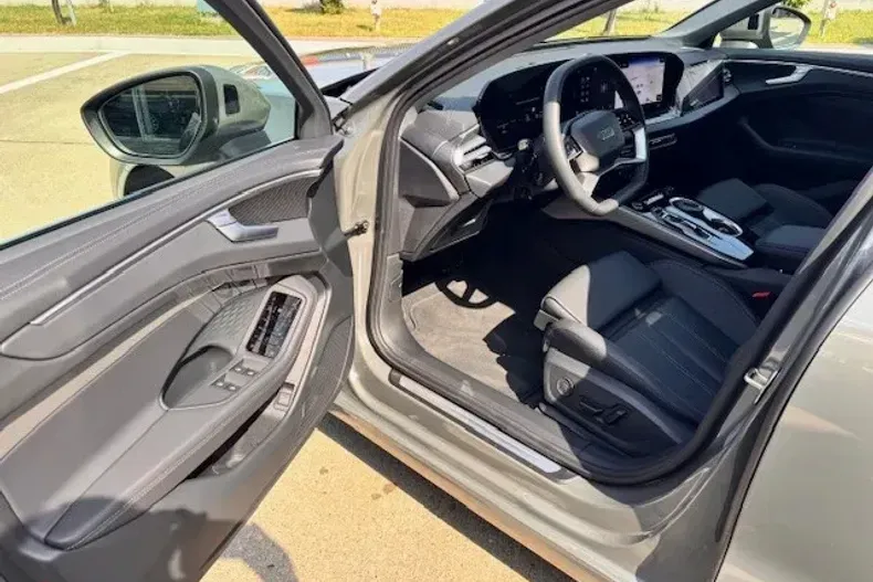 Audi A6 din 2025 cu 3.900 km - oferta AUD134911 - foto 7