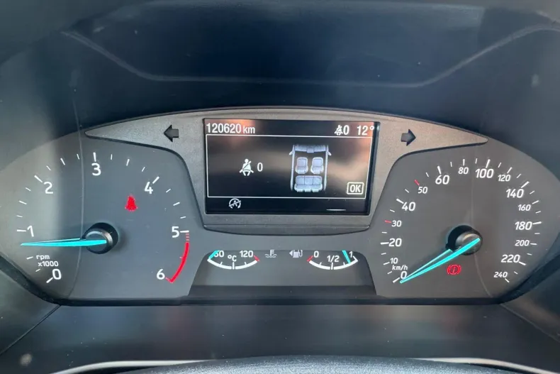 Ford Focus din 2020 cu 120.700 km - oferta FOR134923 - foto 8