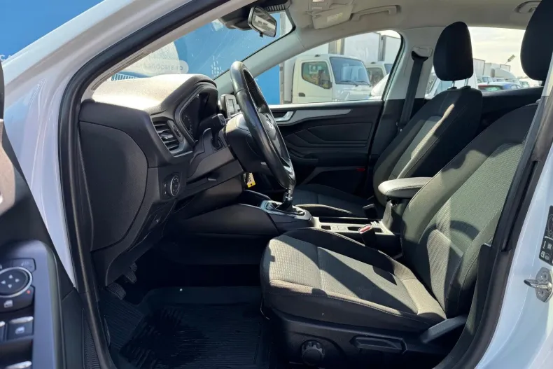 Ford Focus din 2020 cu 120.700 km - oferta FOR134923 - foto 9