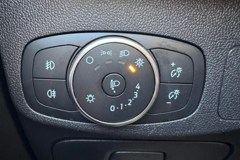 Ford Focus din 2020 cu 120.700 km - oferta FOR134923 - foto 17