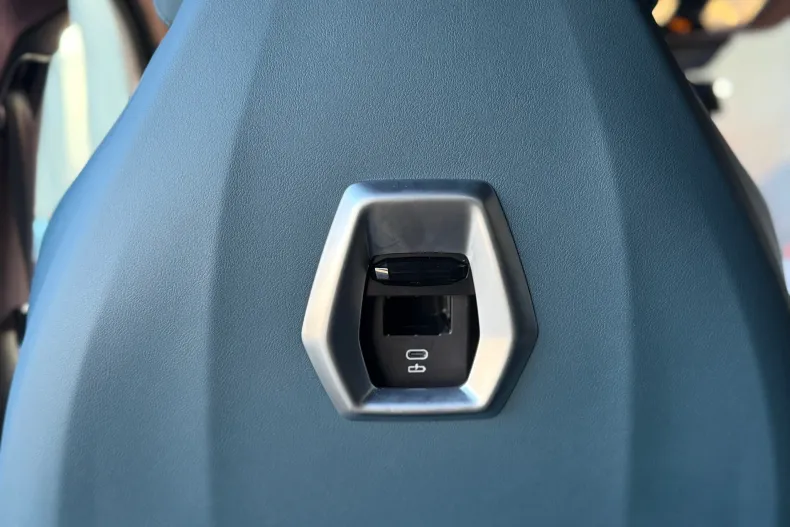 BMW XM din 2024 cu 17.800 km - oferta BMW134927 - foto 27