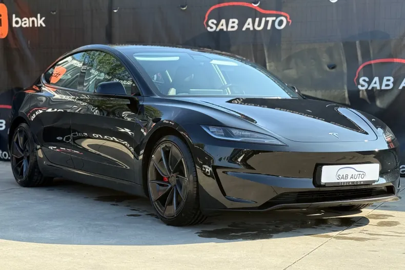 Tesla Model 3 din 2025 cu 15.569 km - oferta TES134928 - foto 3
