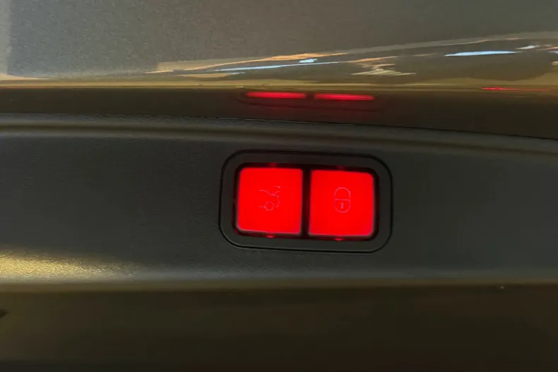 Mercedes-Benz AMG GT din 2025 cu 1 km - oferta MER134946 - foto 12