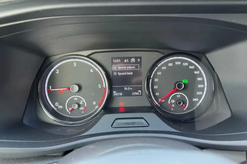 Volkswagen Caravelle din 2022 cu 54.318 km - oferta VOL134951 - foto 22