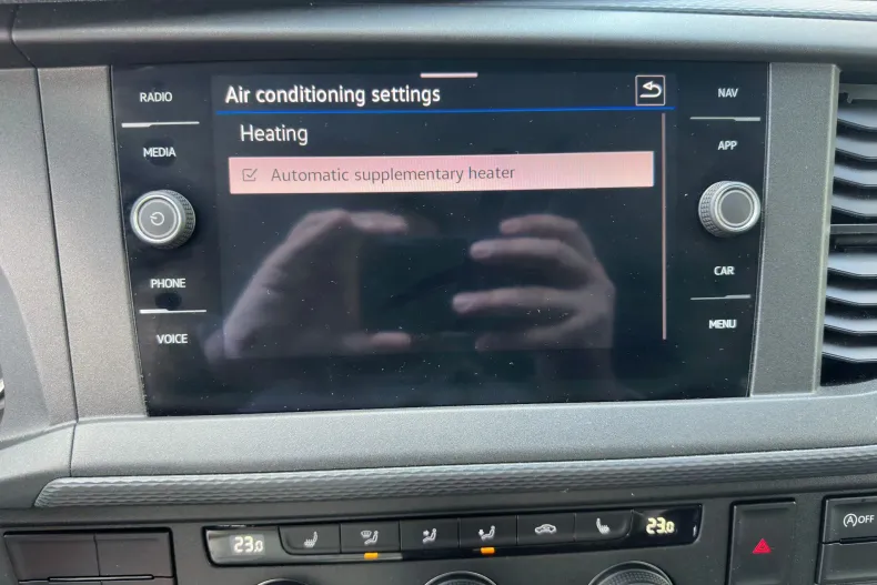 Volkswagen Caravelle din 2022 cu 54.318 km - oferta VOL134951 - foto 24