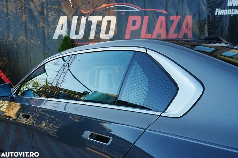 BMW Seria 7 din 2023 cu 31.400 km - oferta BMW134952 - foto 11