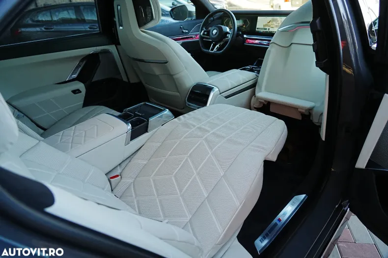 BMW Seria 7 din 2023 cu 31.400 km - oferta BMW134952 - foto 17