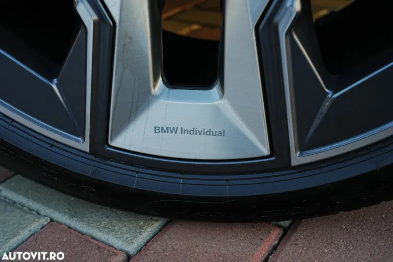 BMW Seria 7 din 2023 cu 31.400 km - oferta BMW134952 - foto 40