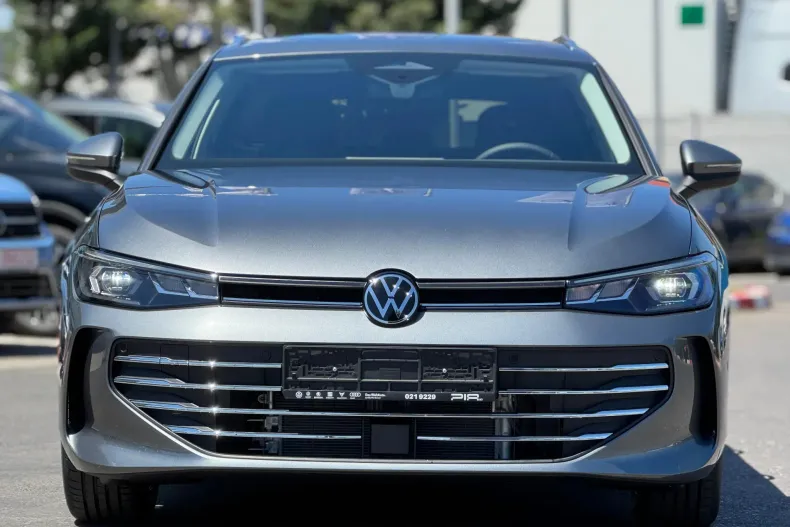 Volkswagen Passat din 2025 cu 5 km - oferta VOL134958 - foto 2