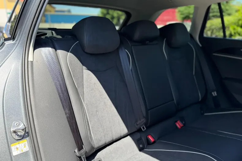 Volkswagen Passat din 2025 cu 5 km - oferta VOL134958 - foto 15